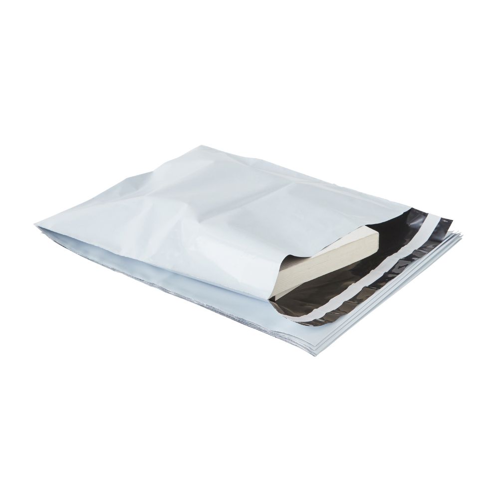 Pochette blanche 320 x 430 mm 120g sans fenêtre - dos carton - autocollante  bande protectrice - Lot de 100 - Enveloppes et Pochettes  d'expéditionfavorable à acheter dans notre magasin